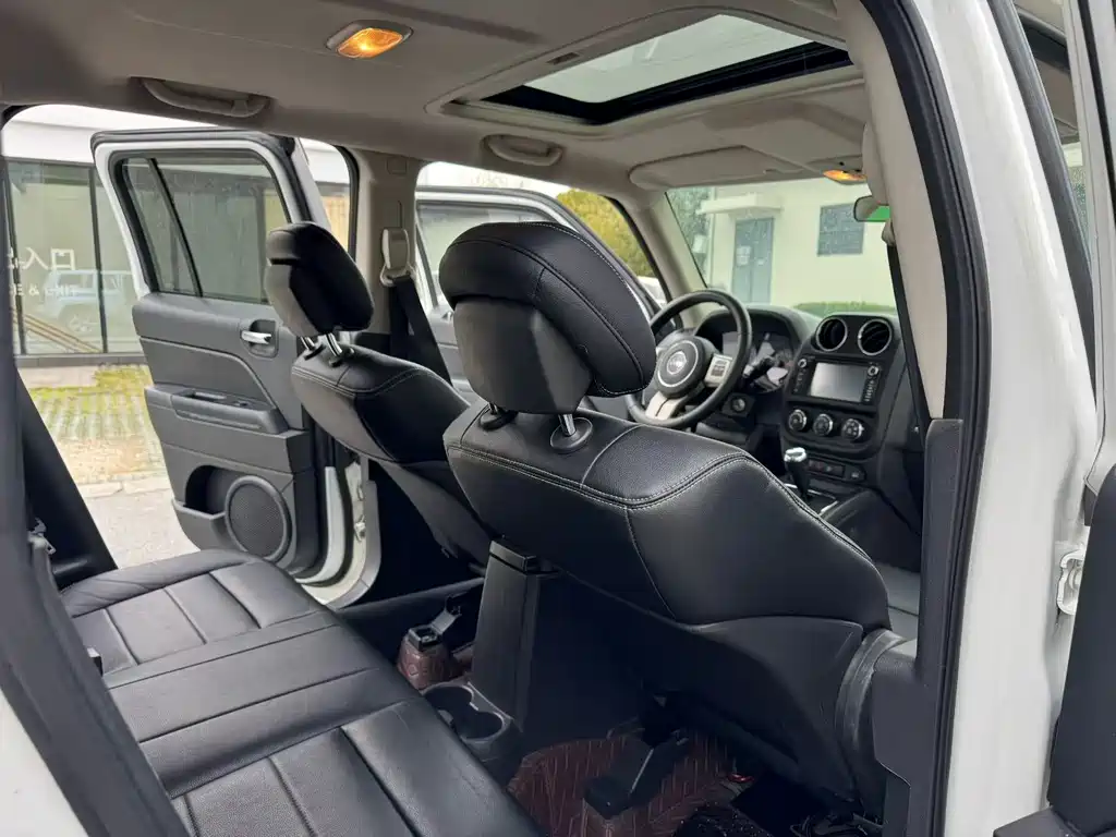 Jeep Patriot — миниатюра 9