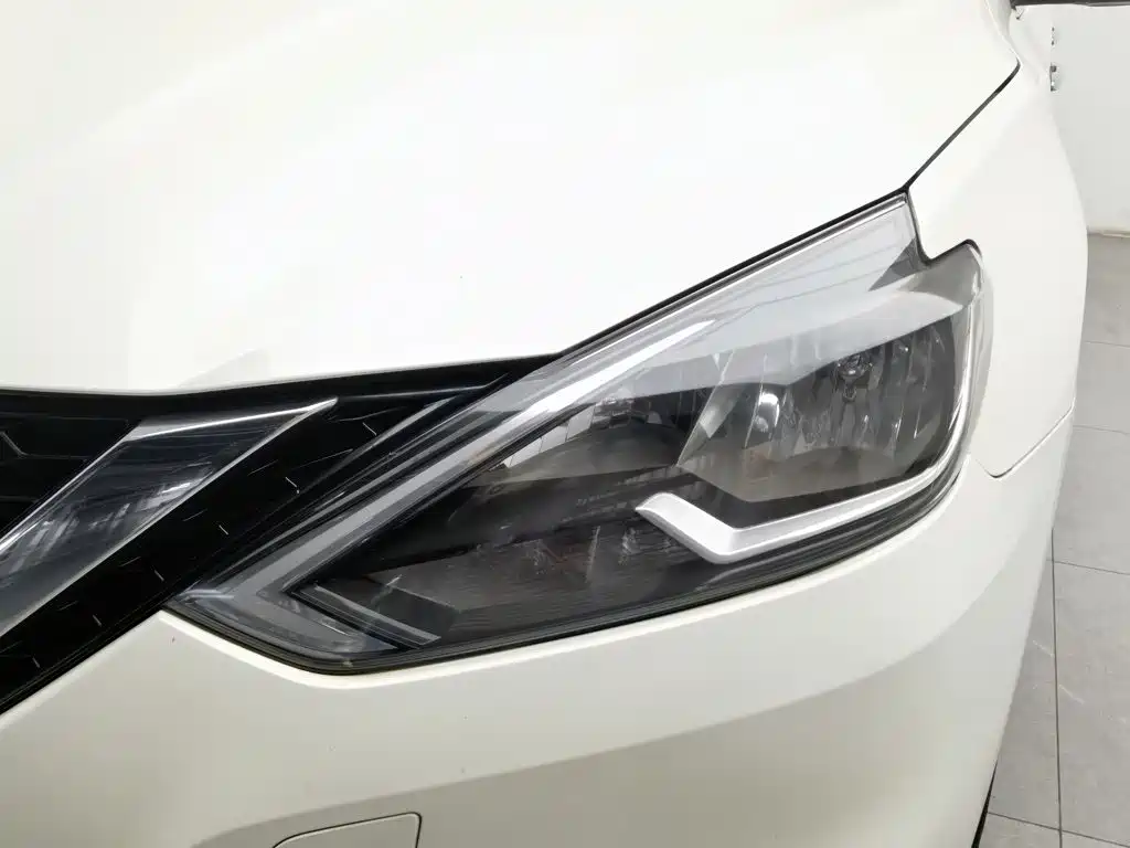 Nissan Sylphy — миниатюра 7