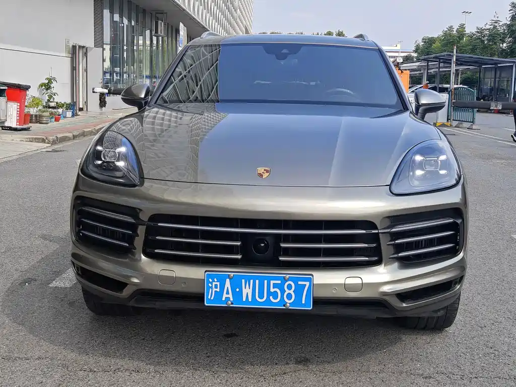 Porsche Cayenne — миниатюра 2