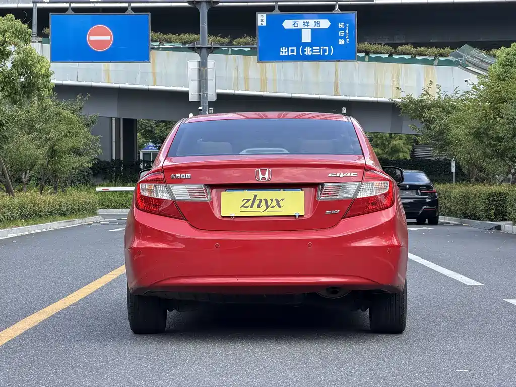Honda Civic — миниатюра 6