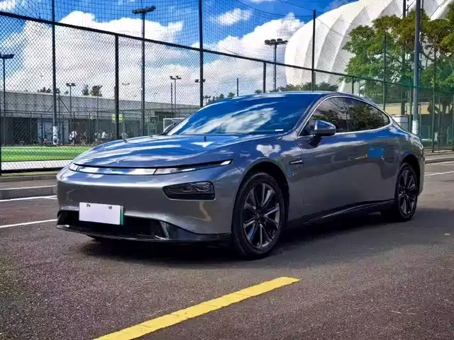 XPeng P7