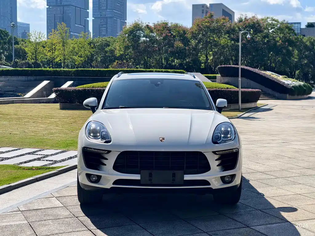 Porsche Macan — миниатюра 2