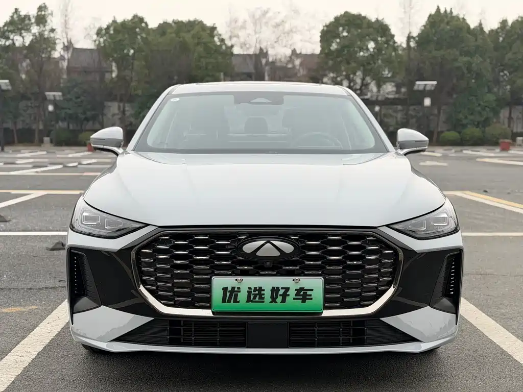 CHERY FENGYUN A8L