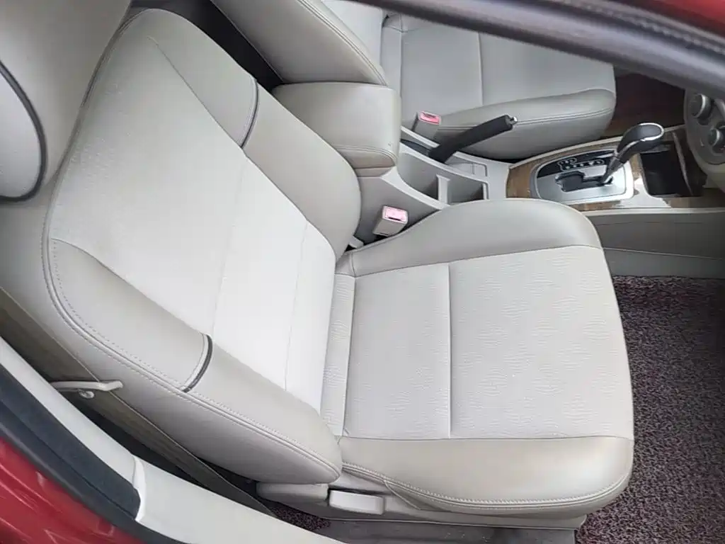 Buick Excelle — миниатюра 25