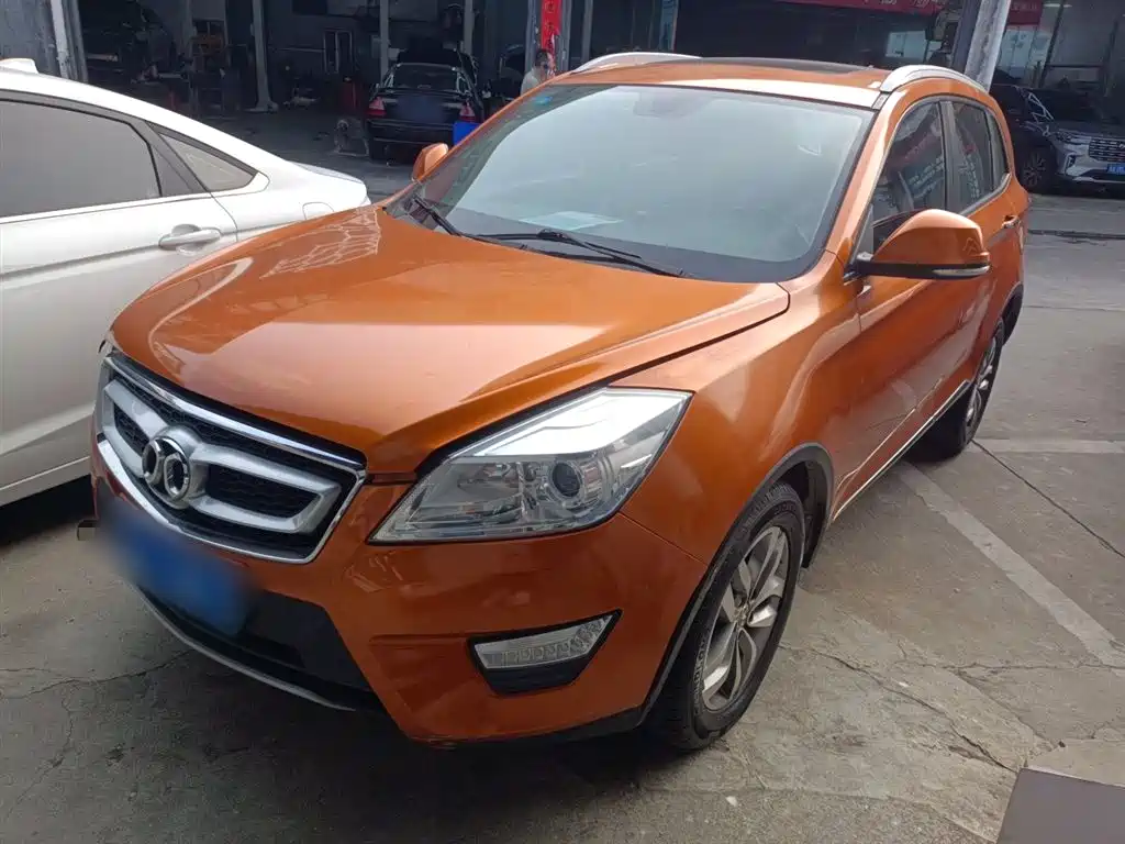 BAIC Senova X65 2016