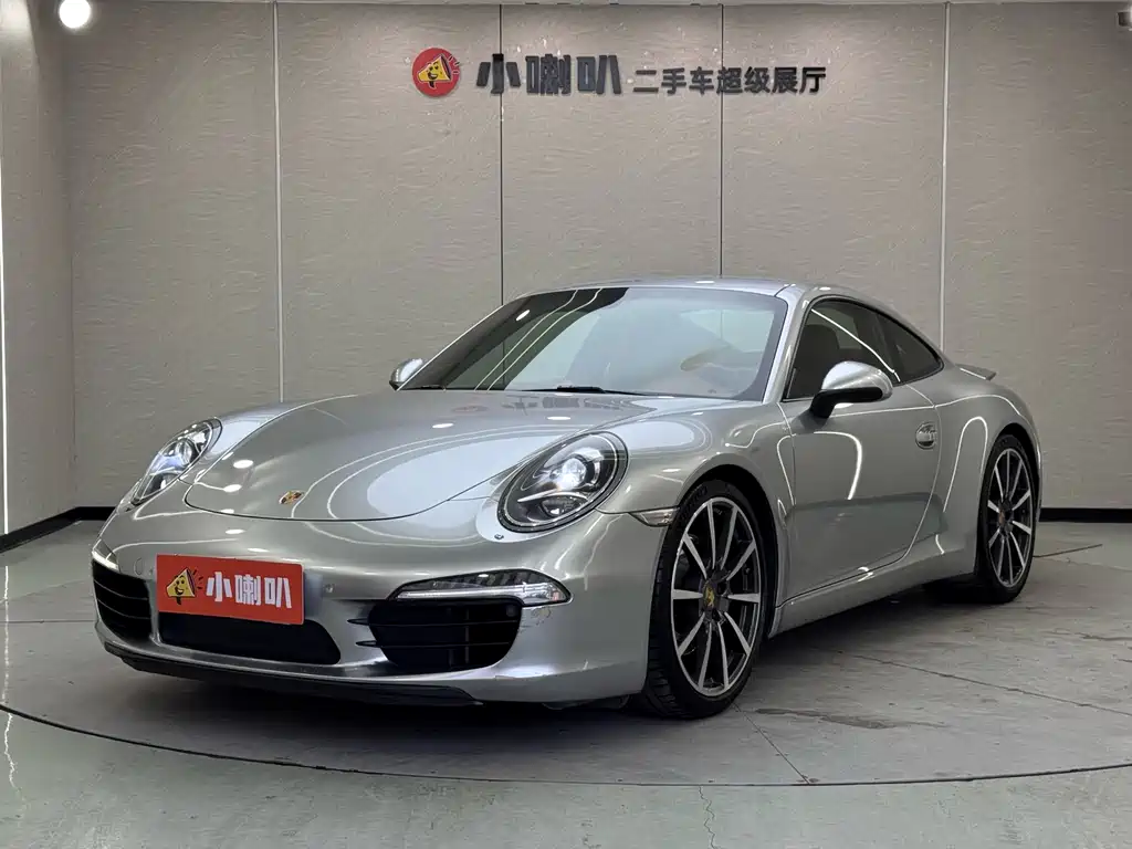 PORSCHE 911