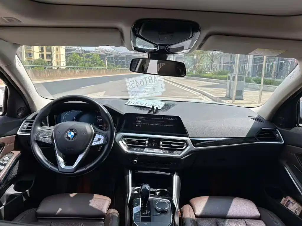 BMW 3 Series — миниатюра 4