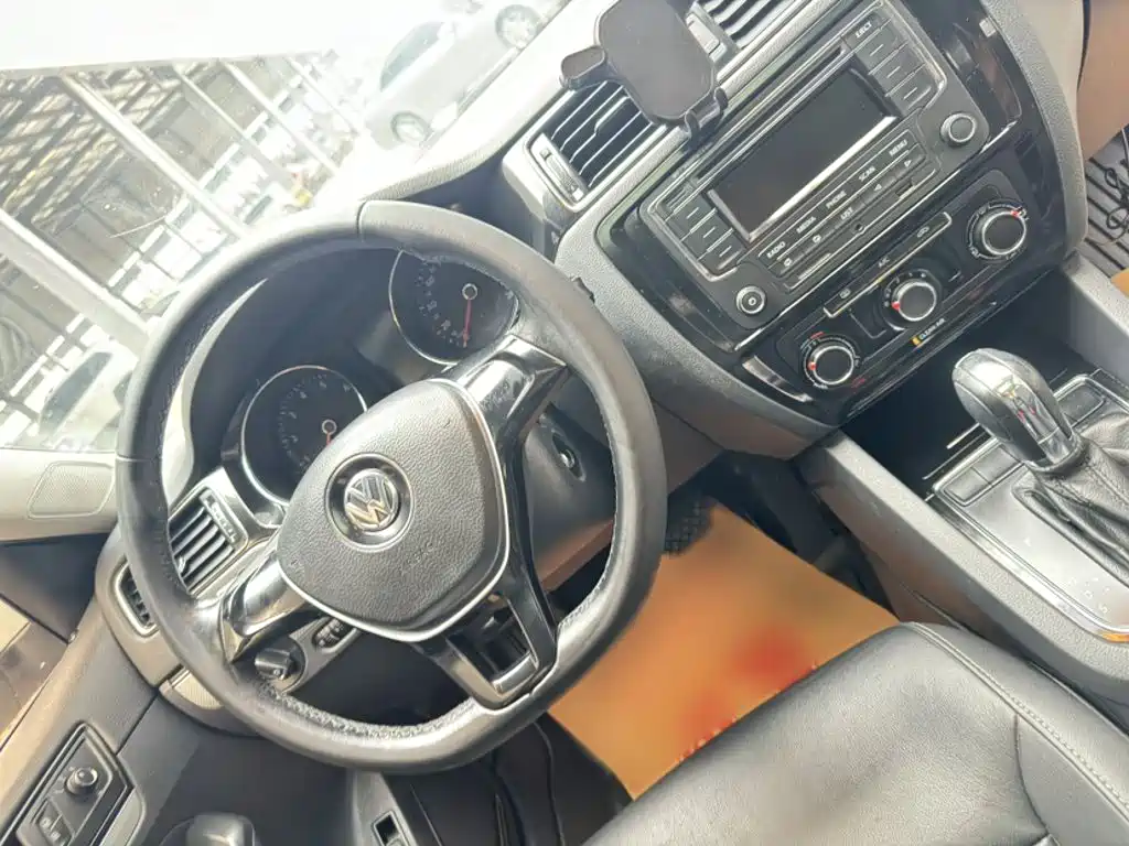 Volkswagen Sagitar — миниатюра 20