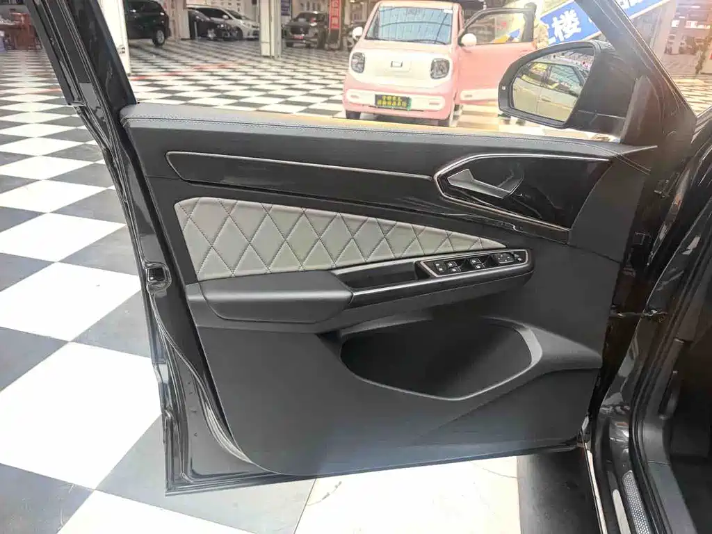 Jetta VS7 — миниатюра 5