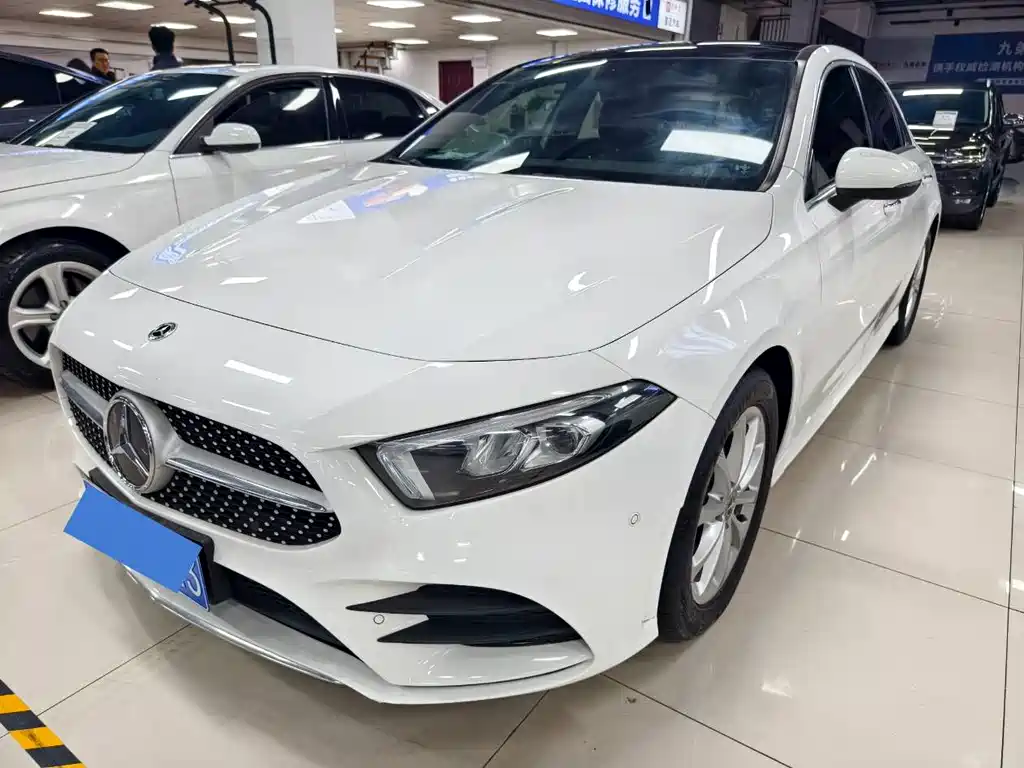 MERCEDES-BENZ A CLASS