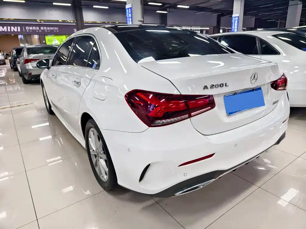 MERCEDES-BENZ A CLASS