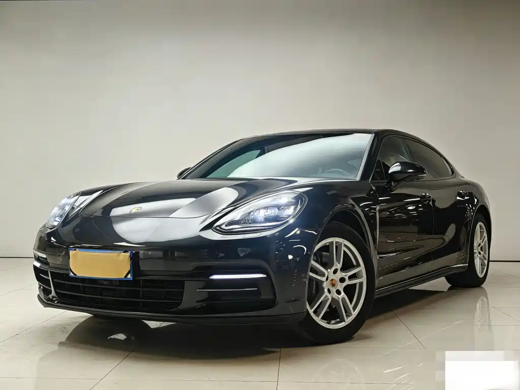 Porsche Panamera 2018