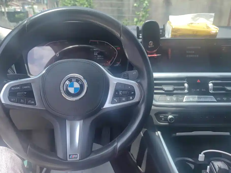 BMW 3 Series — миниатюра 12