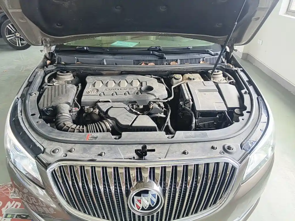 Buick LaCrosse — миниатюра 20