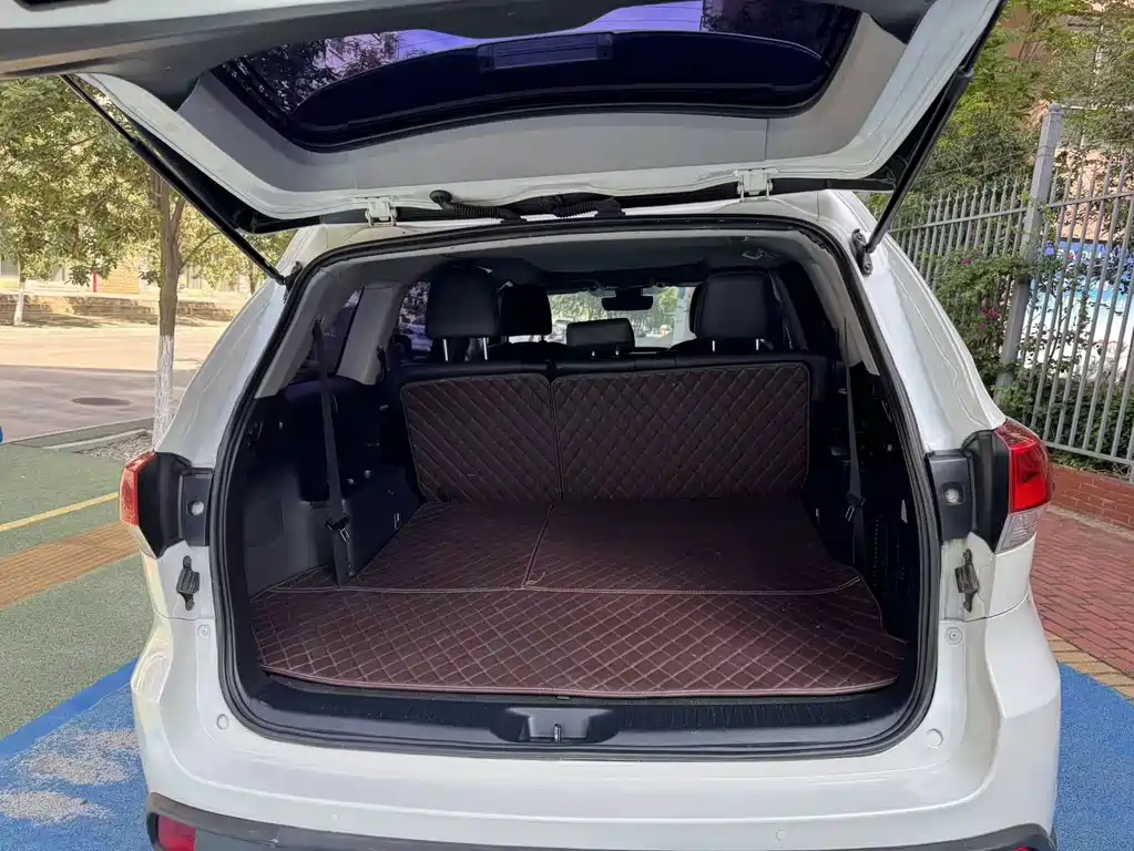 Toyota Highlander — миниатюра 19