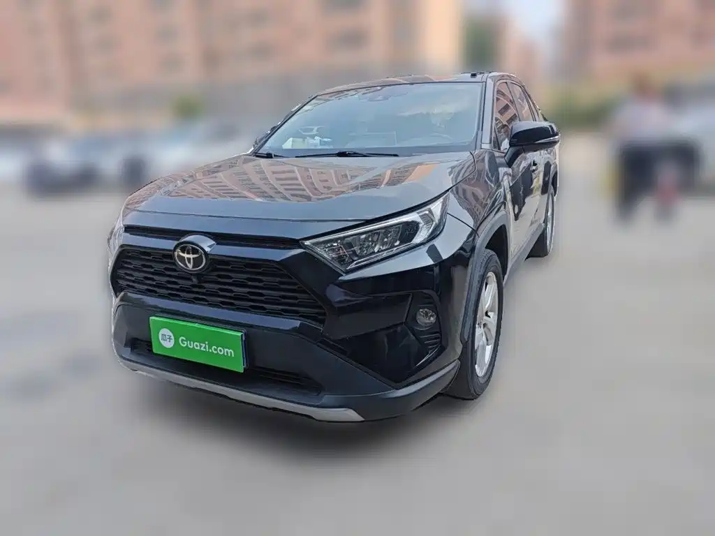 Toyota RAV4 — миниатюра 2