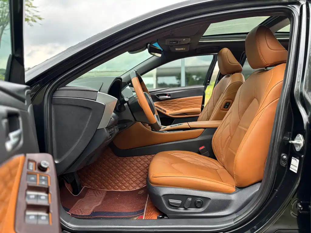 Toyota Avalon — миниатюра 8