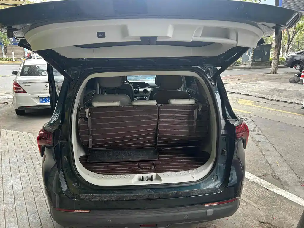 DONGFENG POPULAR YACHTS