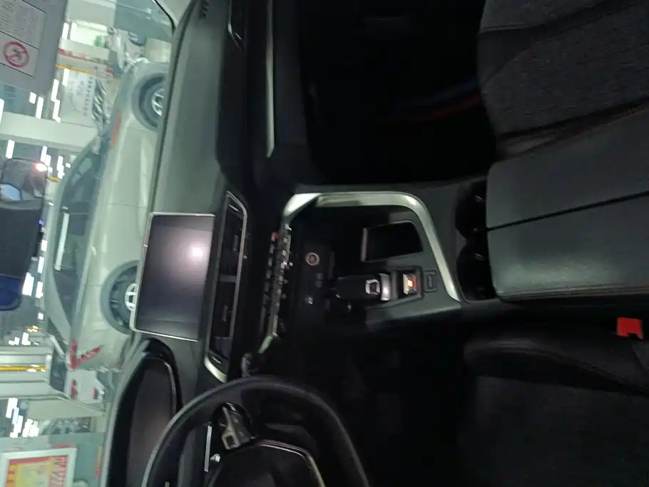 Peugeot 5008 — миниатюра 13
