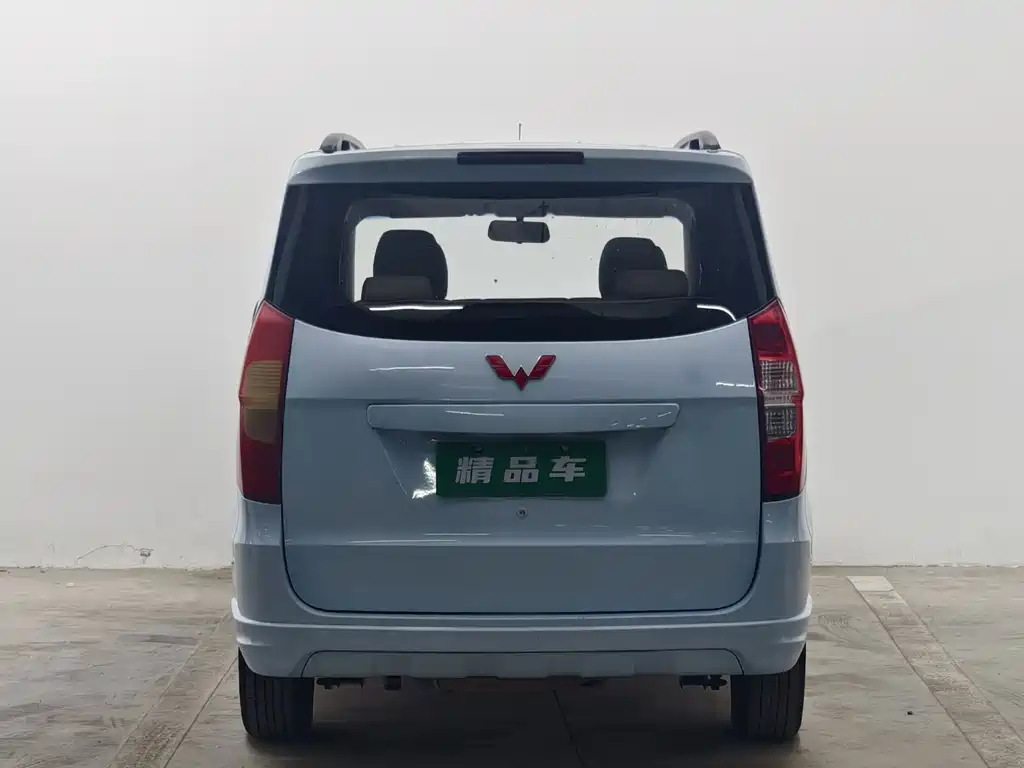 Wuling Hongguang — миниатюра 5