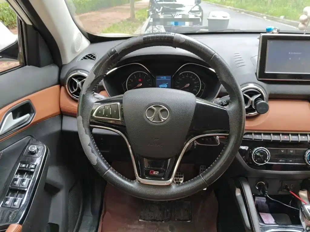 BAIC Senova X35 — миниатюра 6