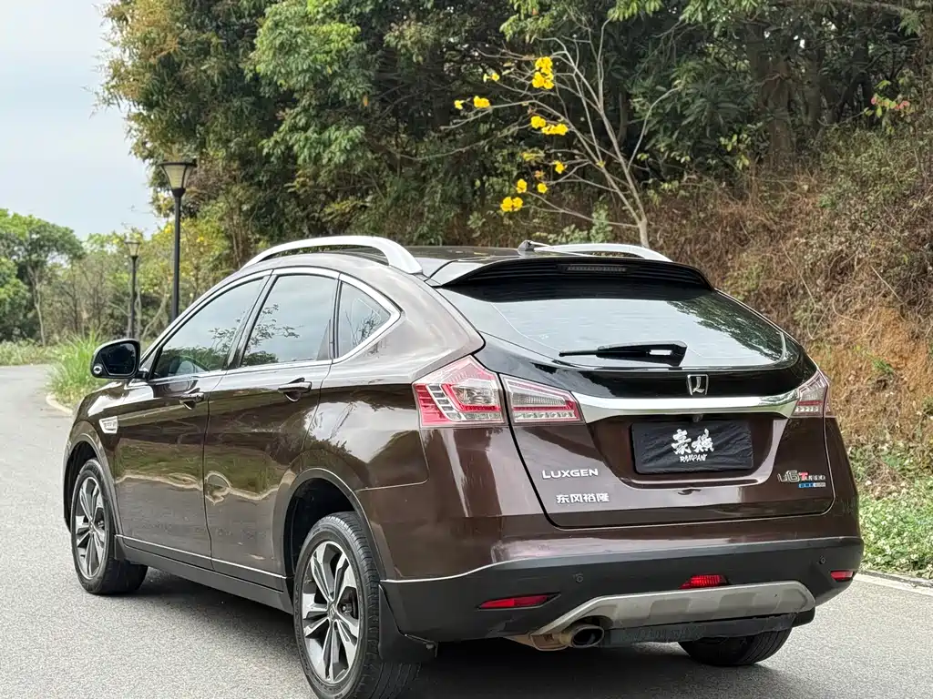 LUXGEN EXCELLENT 6 SUV