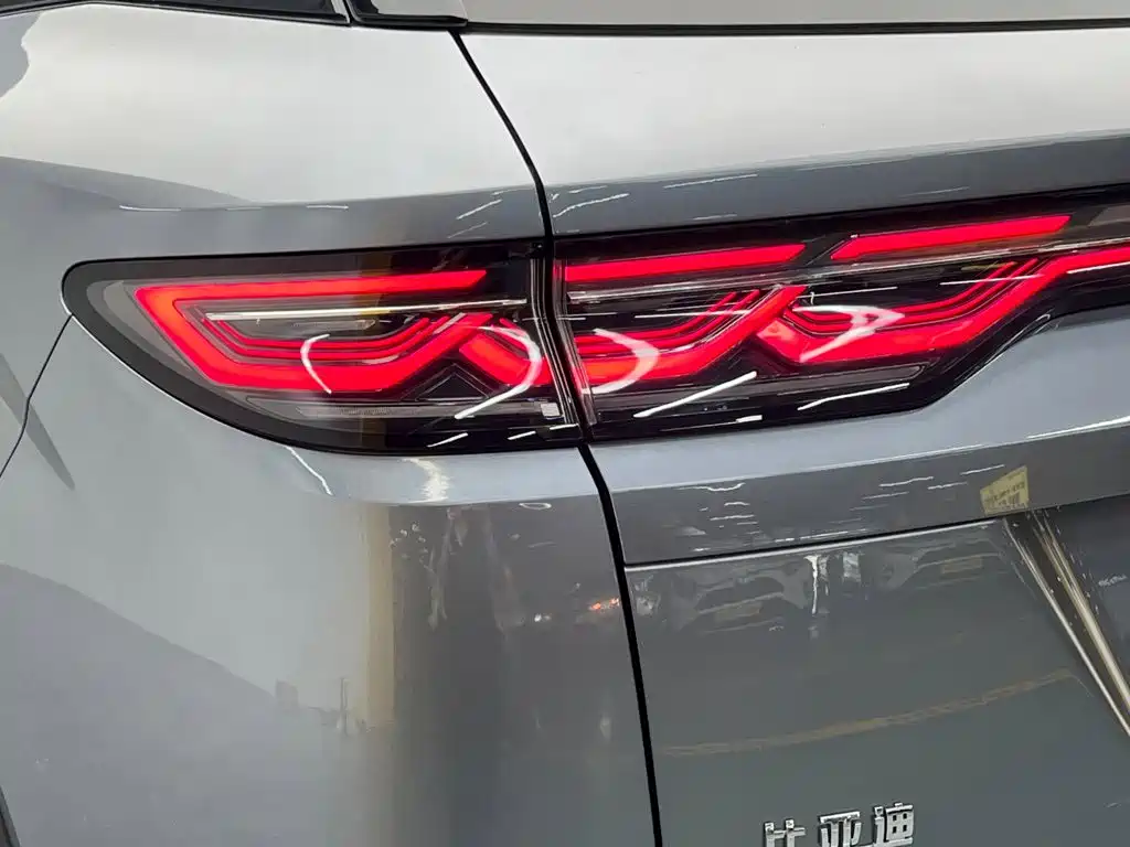 BYD L DM-i — миниатюра 11