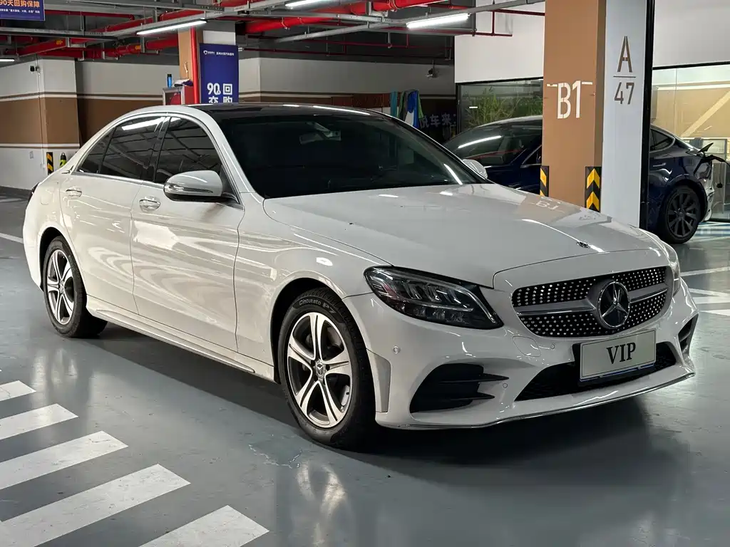 Mercedes-Benz C-Class — миниатюра 3