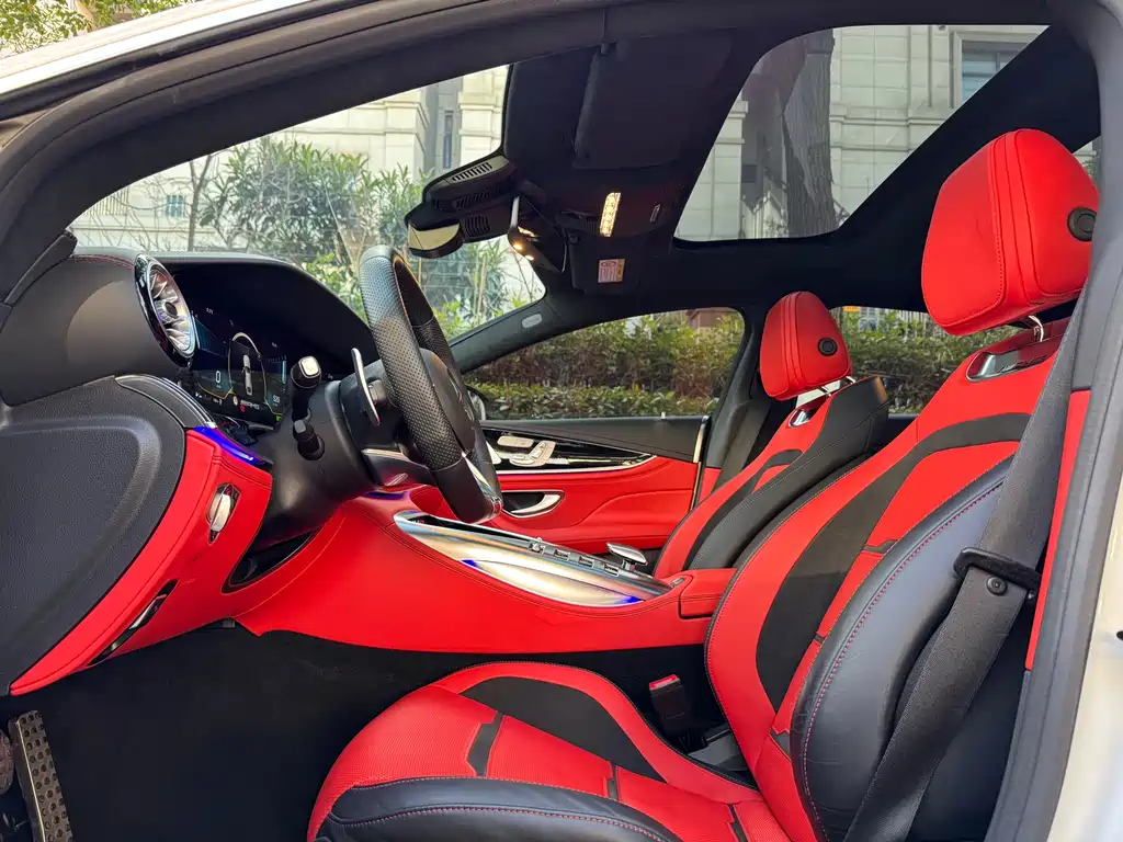 MERCEDES-BENZ AMG GT