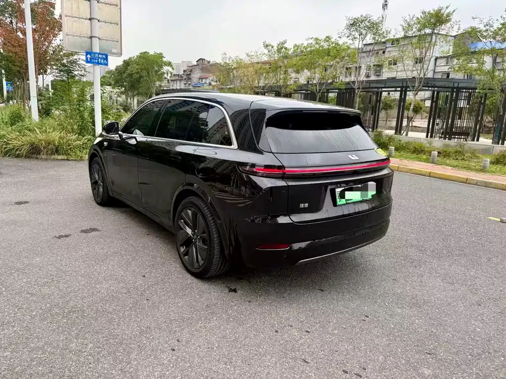 Li Auto IDEAL L7