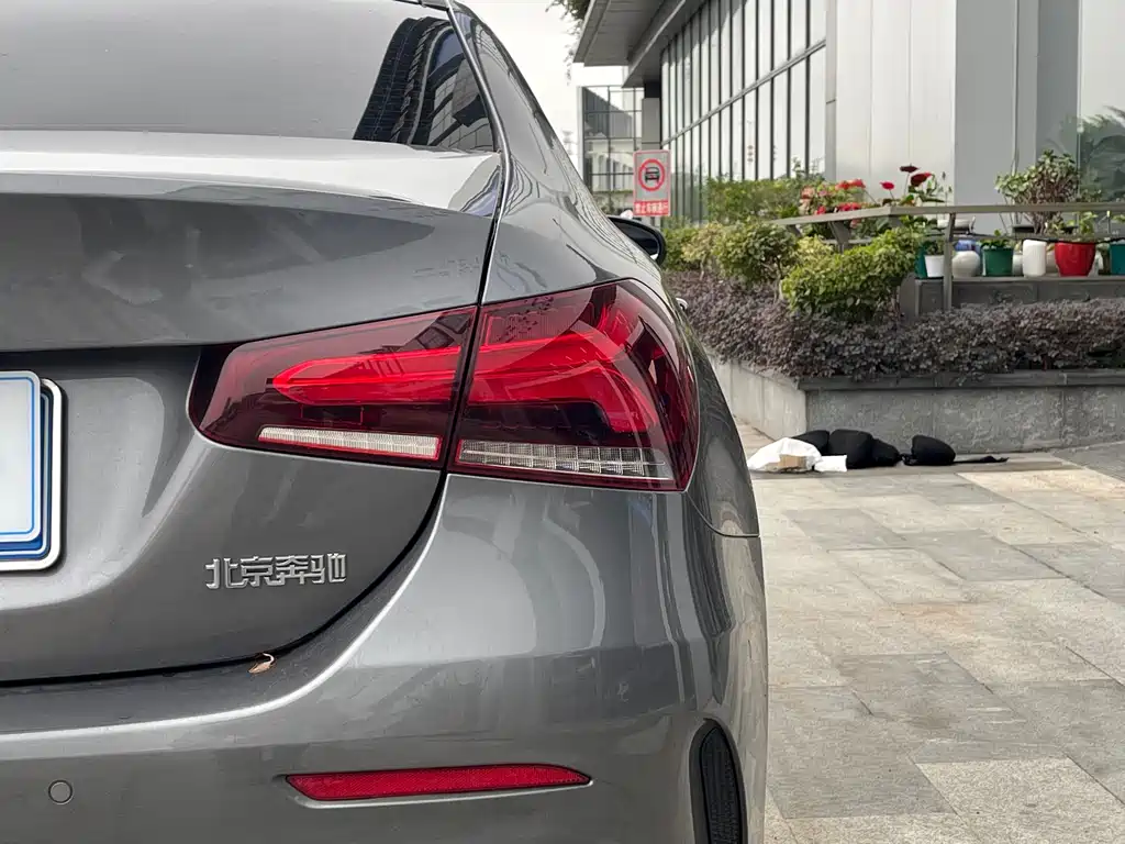 MERCEDES-BENZ A CLASS