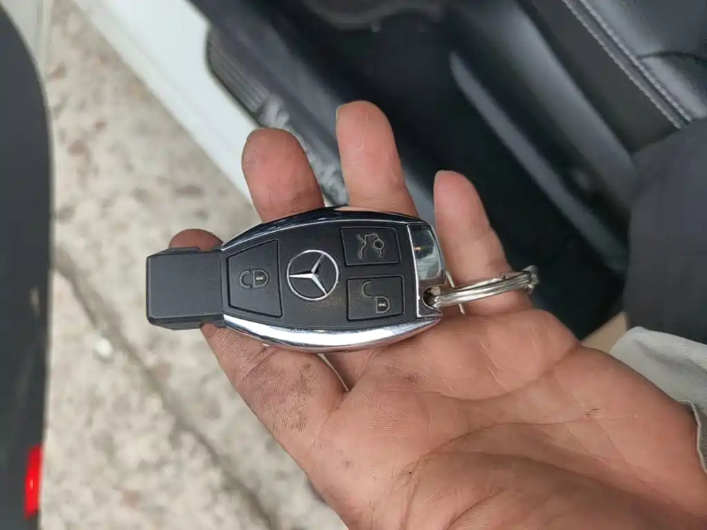 Mercedes-Benz C-Class — миниатюра 9