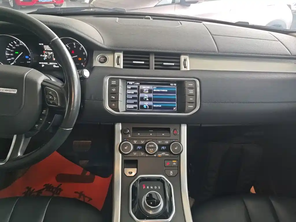 Land Rover Evoque (Import) — миниатюра 13