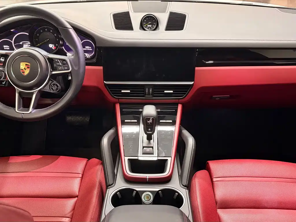 Porsche Cayenne Hybrid — миниатюра 8