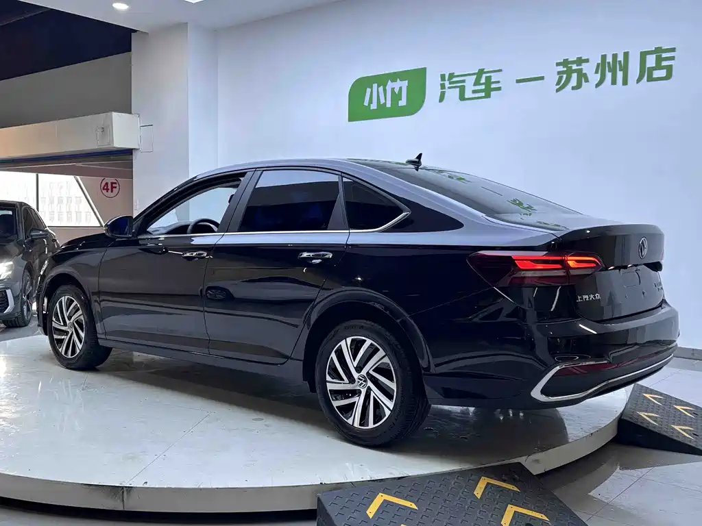 Volkswagen Lavida — миниатюра 4