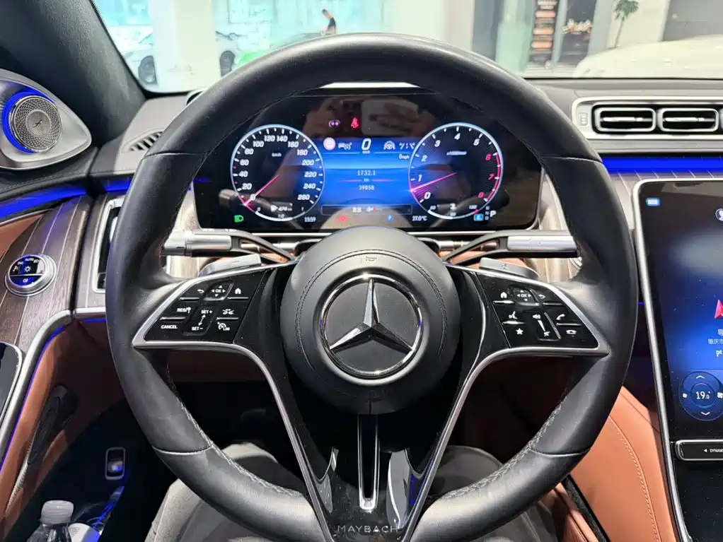 Mercedes-Benz S-Class — миниатюра 18