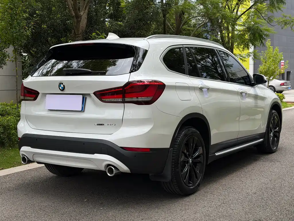 BMW X1 — миниатюра 14