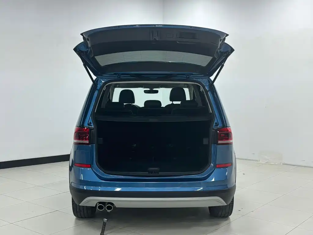 Volkswagen Touran — миниатюра 7