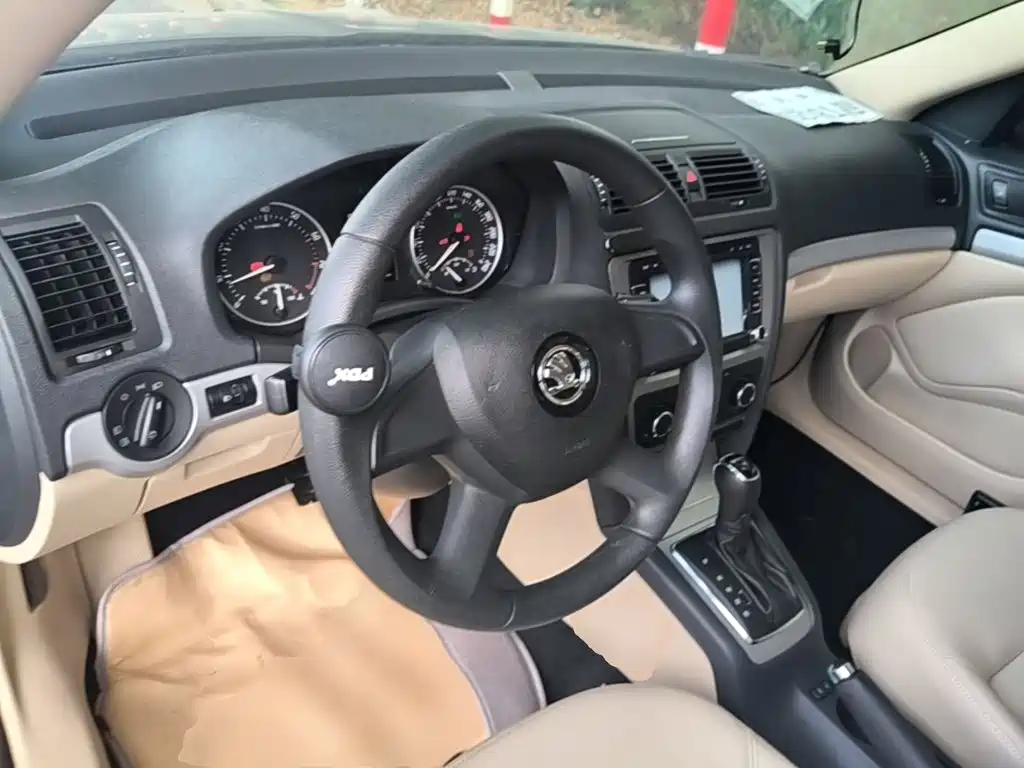 Skoda Octavia — миниатюра 11