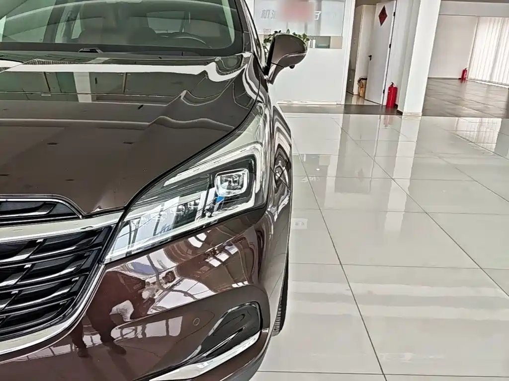 Buick Envision Plus — миниатюра 24