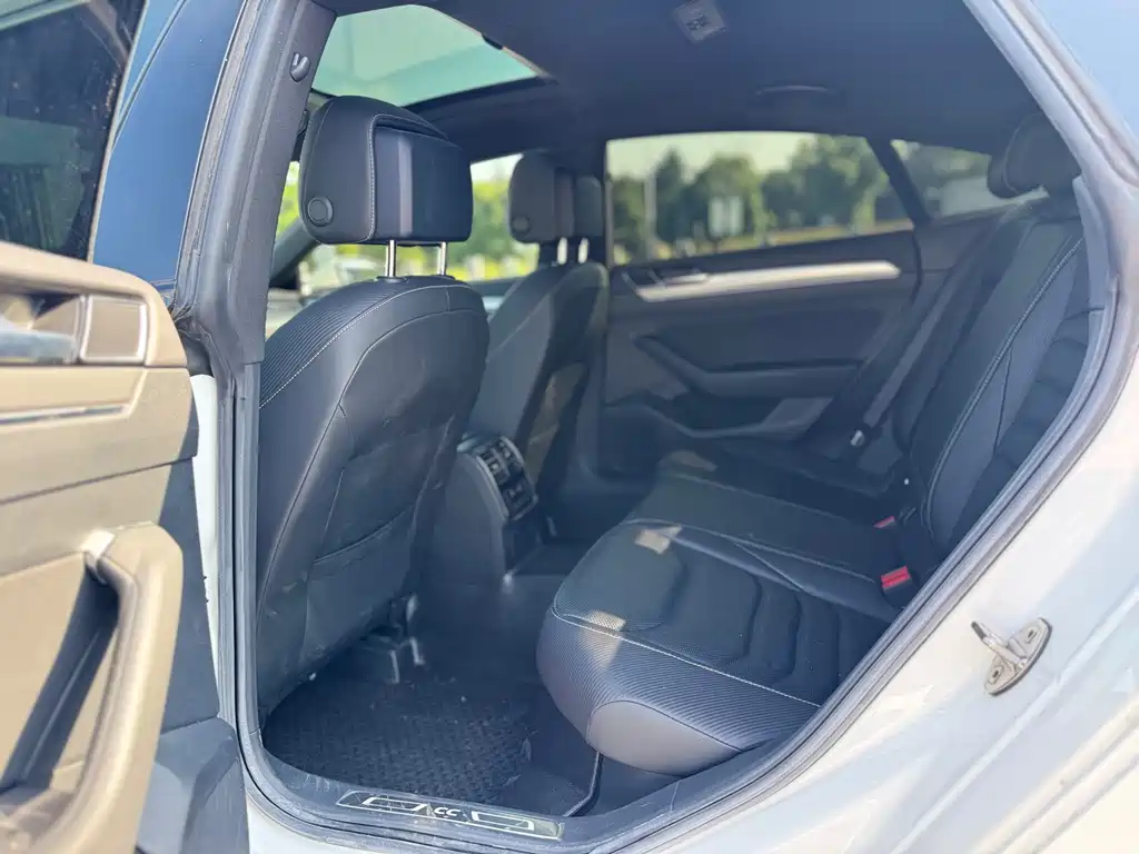 Volkswagen FAW - Passat CC CC 2019 330TSI VI