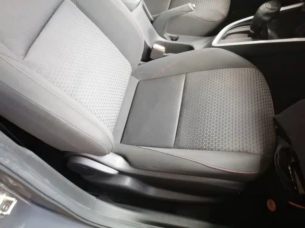Chevrolet Cavalier — миниатюра 25