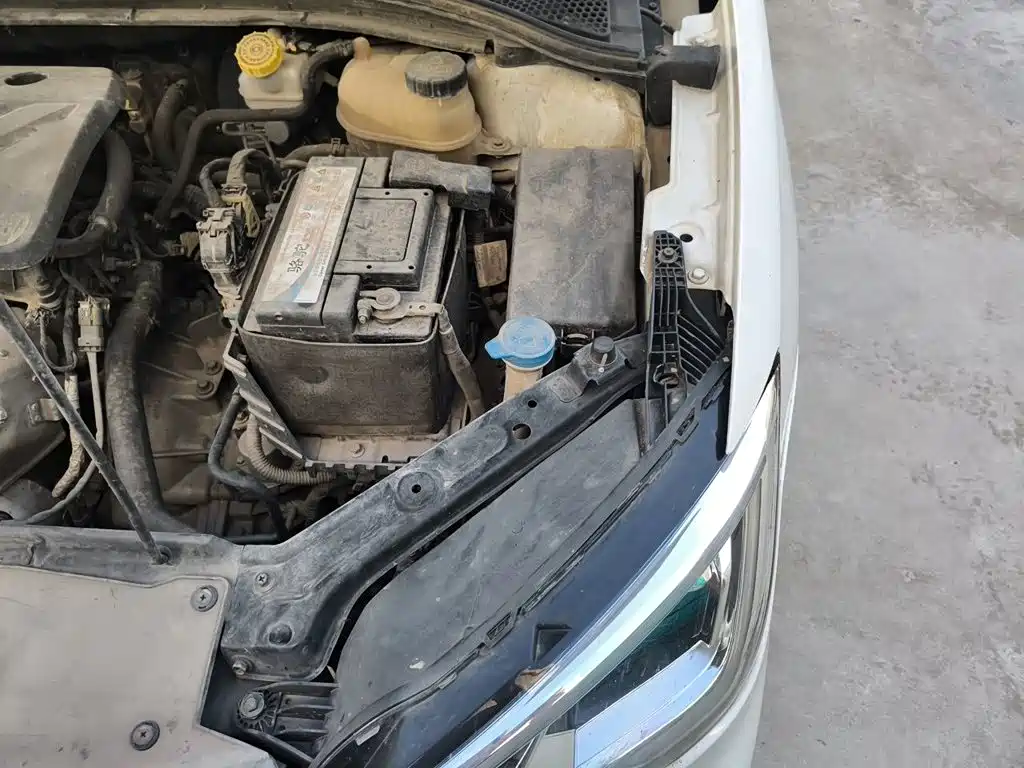 Roewe i5 — миниатюра 20