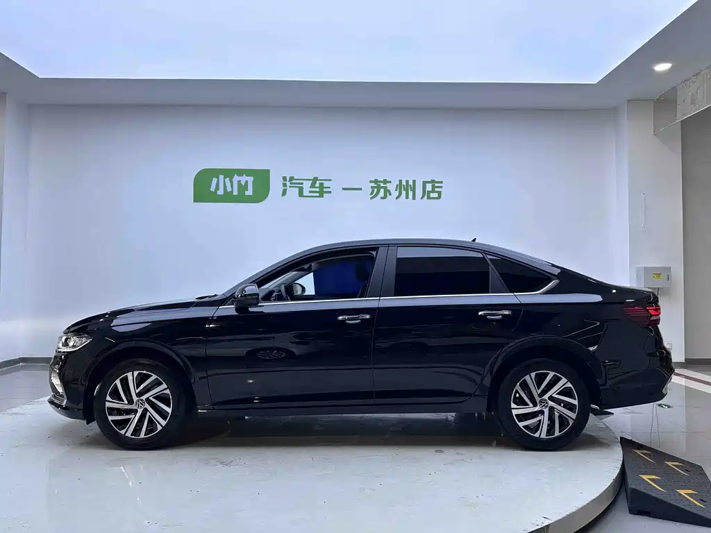 Volkswagen Lavida — миниатюра 6