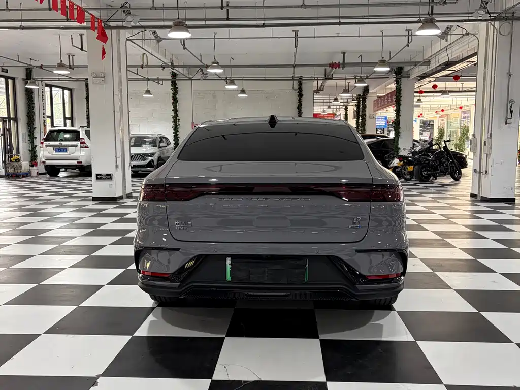 BYD Han — миниатюра 5