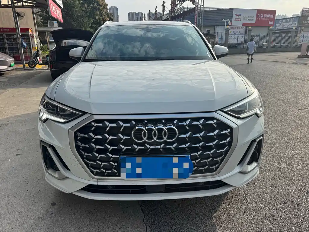 Audi Q3 — миниатюра 2