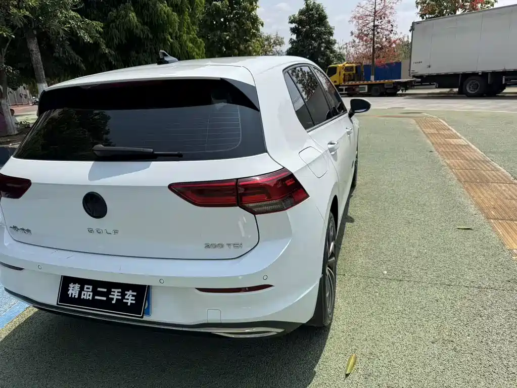 Volkswagen Golf — миниатюра 6