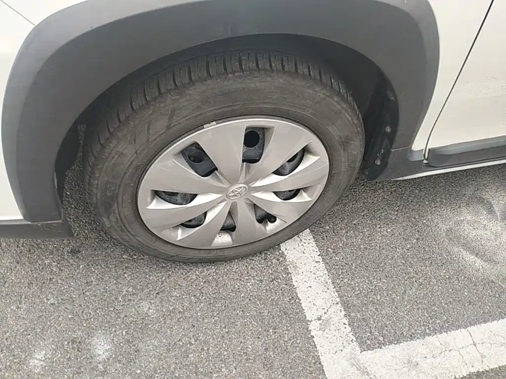 Toyota Yaris L — миниатюра 23