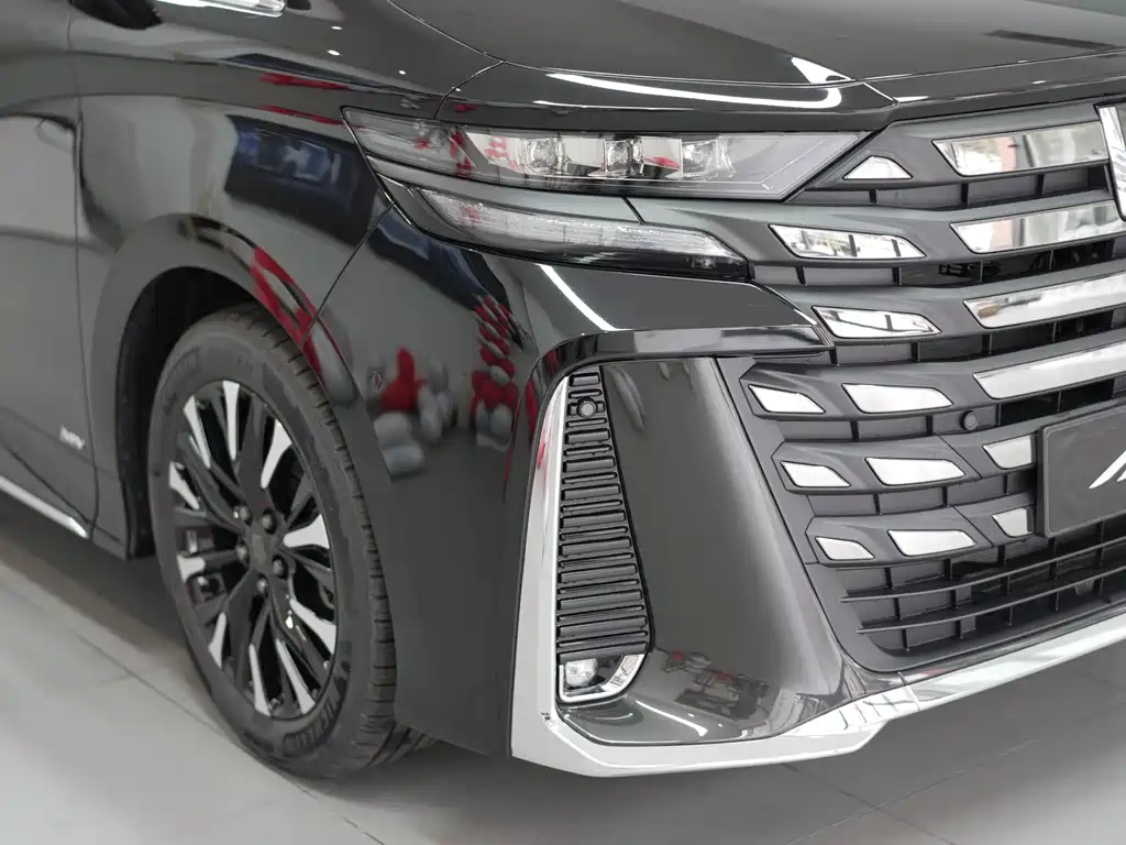 Toyota Vellfire 2024 2.5L