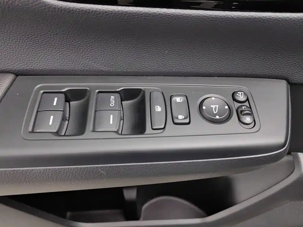 Honda CR-V — миниатюра 9